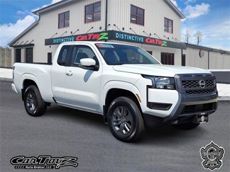 Used 2025 Nissan Frontier S image 1