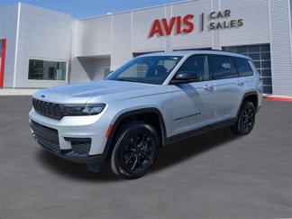 Used 2024 Jeep Grand Cherokee L Laredo image 1
