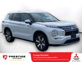 New 2025 Mitsubishi Outlander SE image 1