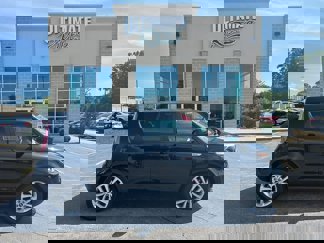 Used 2019 Kia Soul + image 1