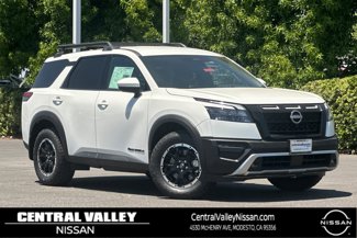 New 2025 Nissan Pathfinder Rock Creek image 1