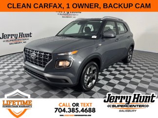 Used 2025 Hyundai Venue SEL image 1