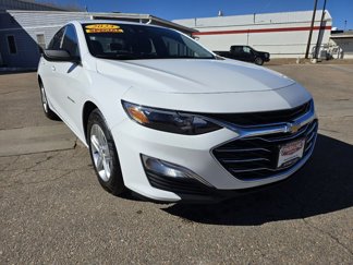 Used 2023 Chevrolet Malibu LS image 1