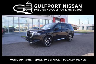 New 2025 Nissan Pathfinder Platinum image 1
