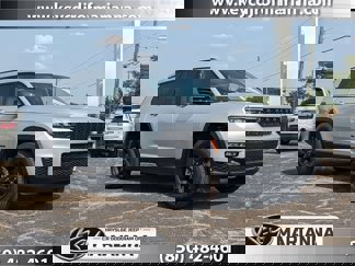 New 2025 Jeep Grand Cherokee L Limited image 1