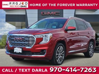 Used 2024 GMC Terrain Denali w/ Denali Premium Package image 1
