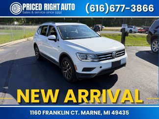 Used 2021 Volkswagen Tiguan SE w/ Panoramic Sunroof Package image 1