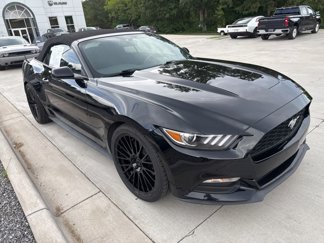 Used 2017 Ford Mustang Convertible image 1