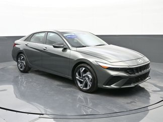 Certified 2025 Hyundai Elantra Sport image 1