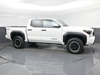 Used 2024 Toyota Tacoma TRD Off-Road image 1