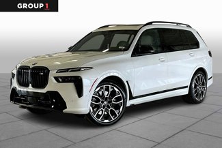 New 2026 BMW X7 M60i image 1