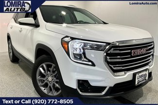 Used 2024 GMC Terrain SLT image 1