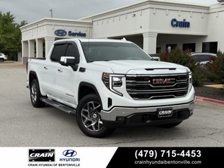 Used 2025 GMC Sierra 1500 SLT image 1