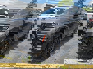 New 2025 Jeep Grand Cherokee Summit image 1