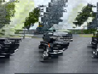 New 2025 Jeep Grand Cherokee L Summit image 1