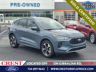 Certified 2024 Ford Escape ST-Line Select w/ Tech Pack #2 image 1