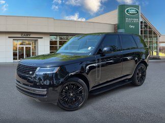 Used 2025 Land Rover Range Rover SE image 1