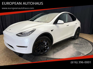 Used 2021 Tesla Model Y Long Range image 1
