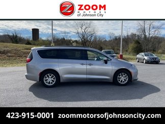 Used 2020 Chrysler Voyager Lxi image 1