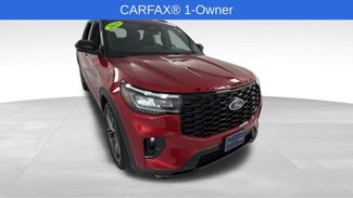 Used 2025 Ford Explorer ST video 1