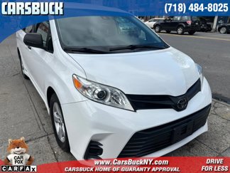 Used 2020 Toyota Sienna L image 1