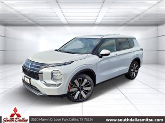 New 2025 Mitsubishi Outlander SE image 1