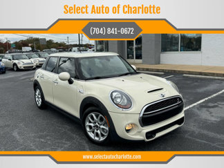 Used 2017 MINI Cooper S image 1