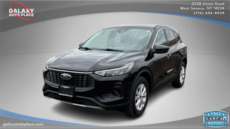 Used 2024 Ford Escape Active image 1