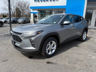 New 2025 Chevrolet Trax LS w/ LS Convenience Package image 1