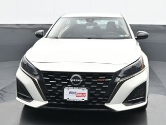 Used 2023 Nissan Altima 2.5 SR image 1