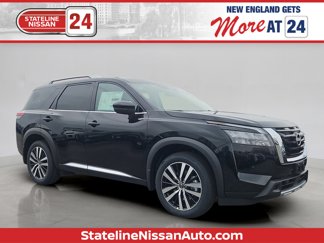 New 2025 Nissan Pathfinder Platinum image 1