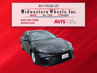 Used 2025 Toyota Camry LE image 1