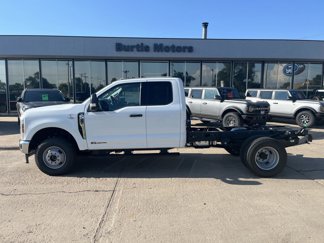New 2025 Ford F350 XL image 1