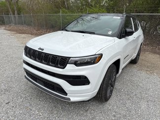 New 2025 Jeep Compass Limited w/ High Altitude Package image 1
