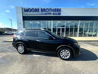 Used 2019 Nissan Rogue SV image 1