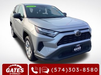 Used 2024 Toyota RAV4 LE image 1