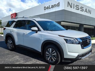 New 2025 Nissan Pathfinder SL image 1