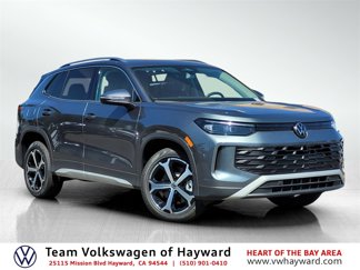 New 2025 Volkswagen Tiguan SE image 1