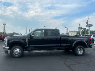 New 2025 Ford F350 Lariat image 1