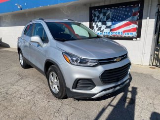 Used 2017 Chevrolet Trax LT w/ LT Convenience Package image 1