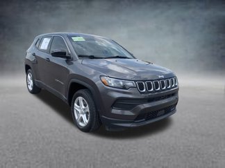 Used 2023 Jeep Compass Sport image 1