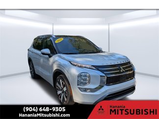 New 2025 Mitsubishi Outlander SEL image 1