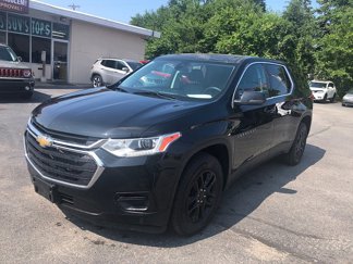Used 2021 Chevrolet Traverse LS image 1