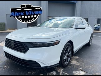 Used 2023 Honda Accord EX image 1