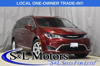 Used 2017 Chrysler Pacifica Touring-L Plus w/ Advanced Safetytec Group image 1