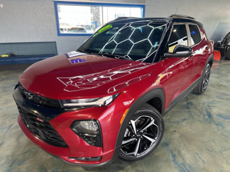 Used 2021 Chevrolet TrailBlazer RS w/ Technology Package image 1