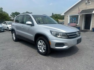 Used 2016 Volkswagen Tiguan S image 1