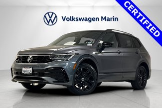 Certified 2022 Volkswagen Tiguan SE R-Line image 1