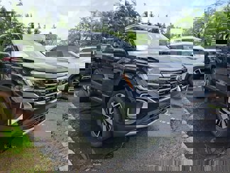 New 2025 Volkswagen Atlas SEL image 1