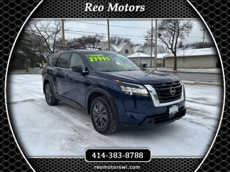 Used 2022 Nissan Pathfinder SV w/ SV Premium Package image 1